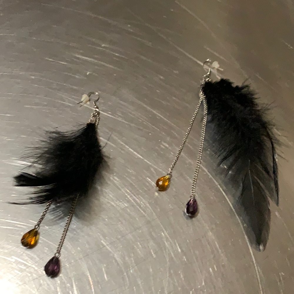 Feather and Faux Stone Pierced Earrings - Picture 1 of 4